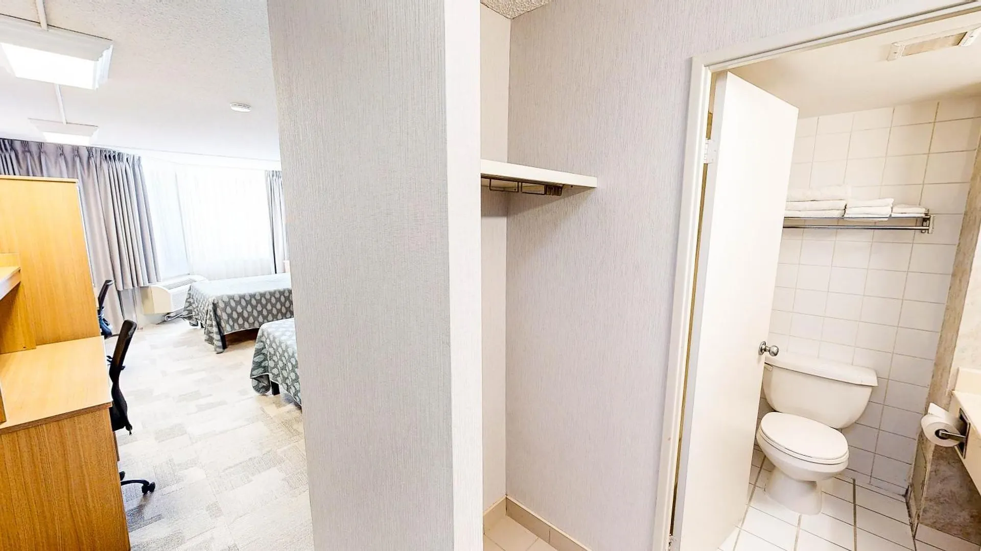 Chestnut Residence And Conference Centre - University Of Toronto Apartment